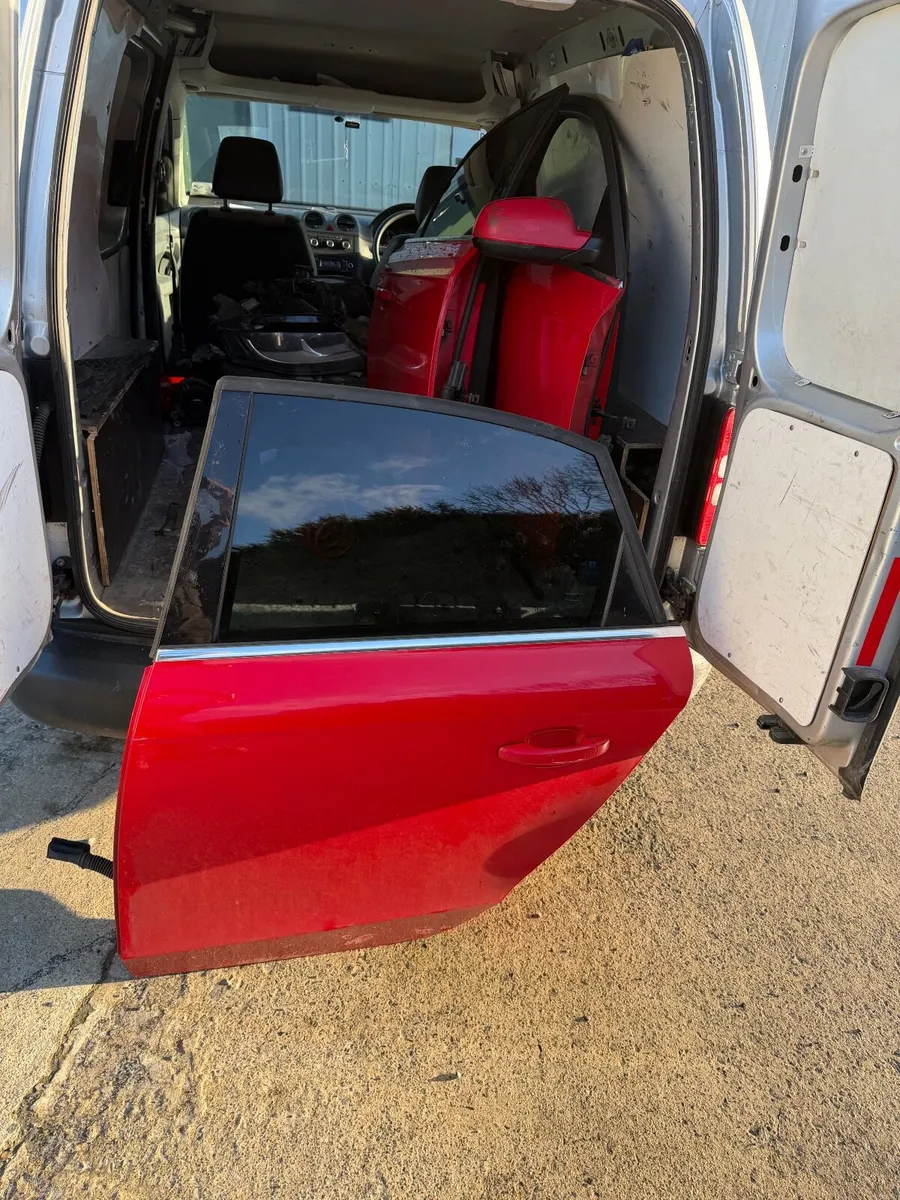 Audi a4 SE parts - Image 3