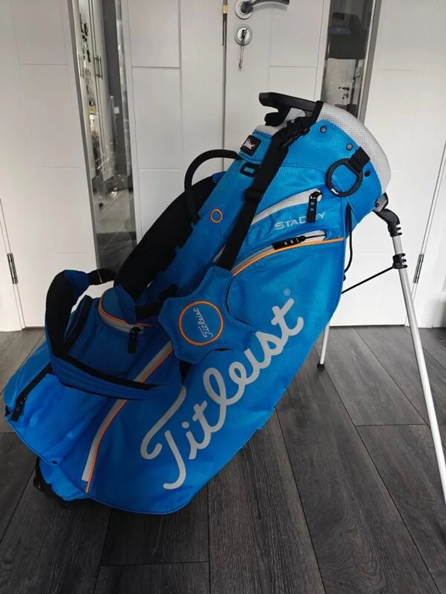 Titlest Stand Bag - Image 2