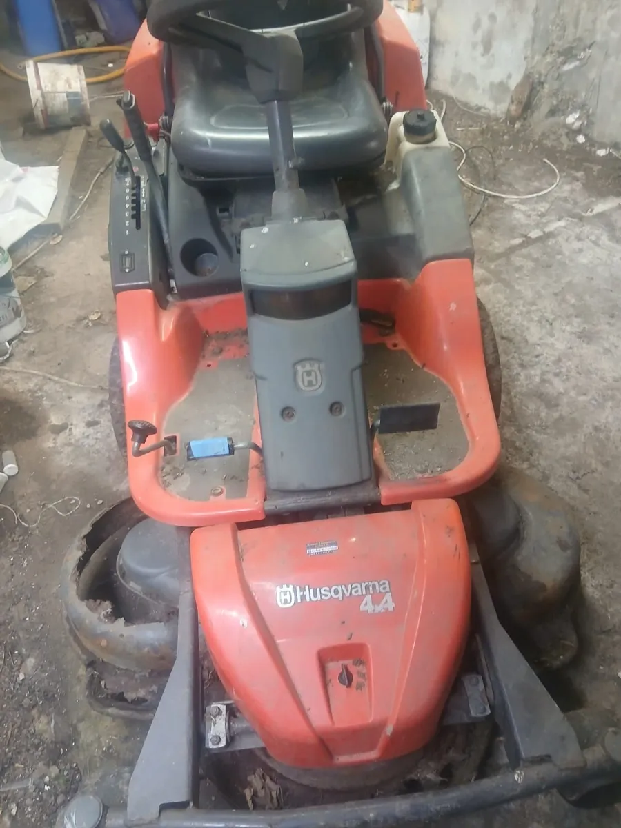 Husqvarna self propelled lawn mover - Image 3