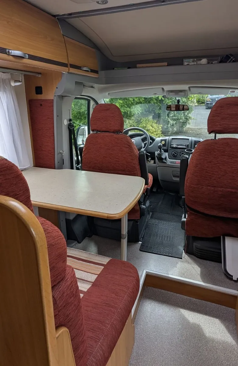 2009/3 berth/ LHD Motorhome 6.2m on Fiat Ducato - Image 4