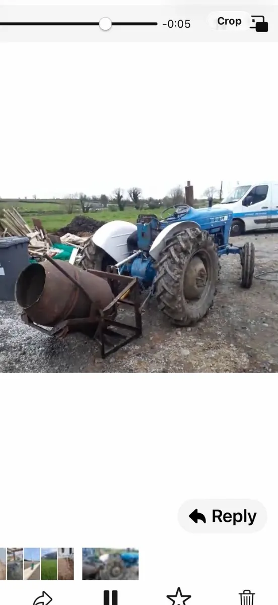 TRACTOR. FORD. 2000 - Image 1