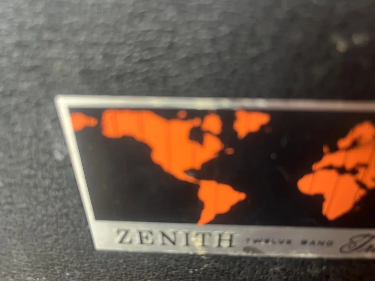 Zenith 12 band trans oceanic radio in working orde - Image 2