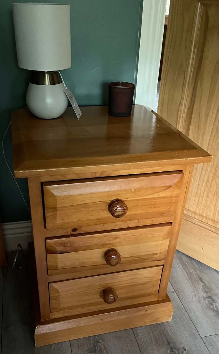 Child set or Pine bedroom furniture excellent - Image 2