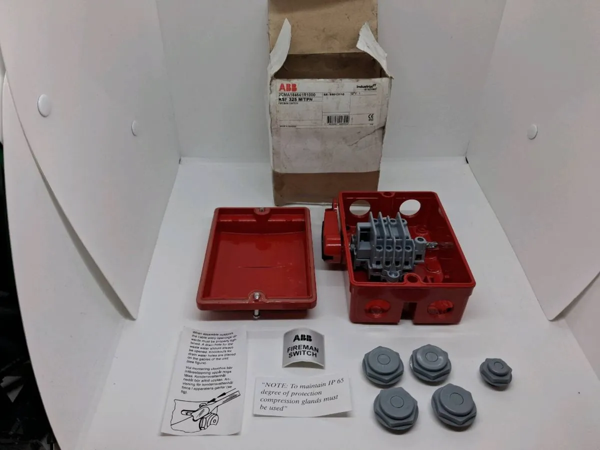 Postage - ABB fireman Switch 25V ip65 - Image 3