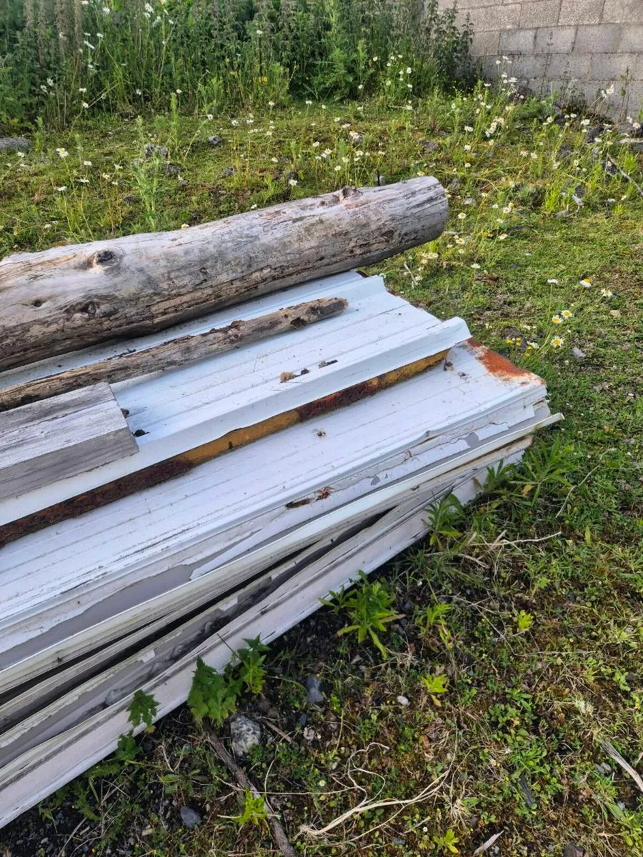 Insulated sheeting - Image 1