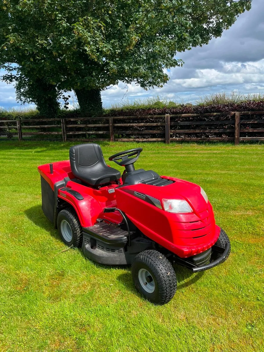 Mountfield ride on mower - Image 1