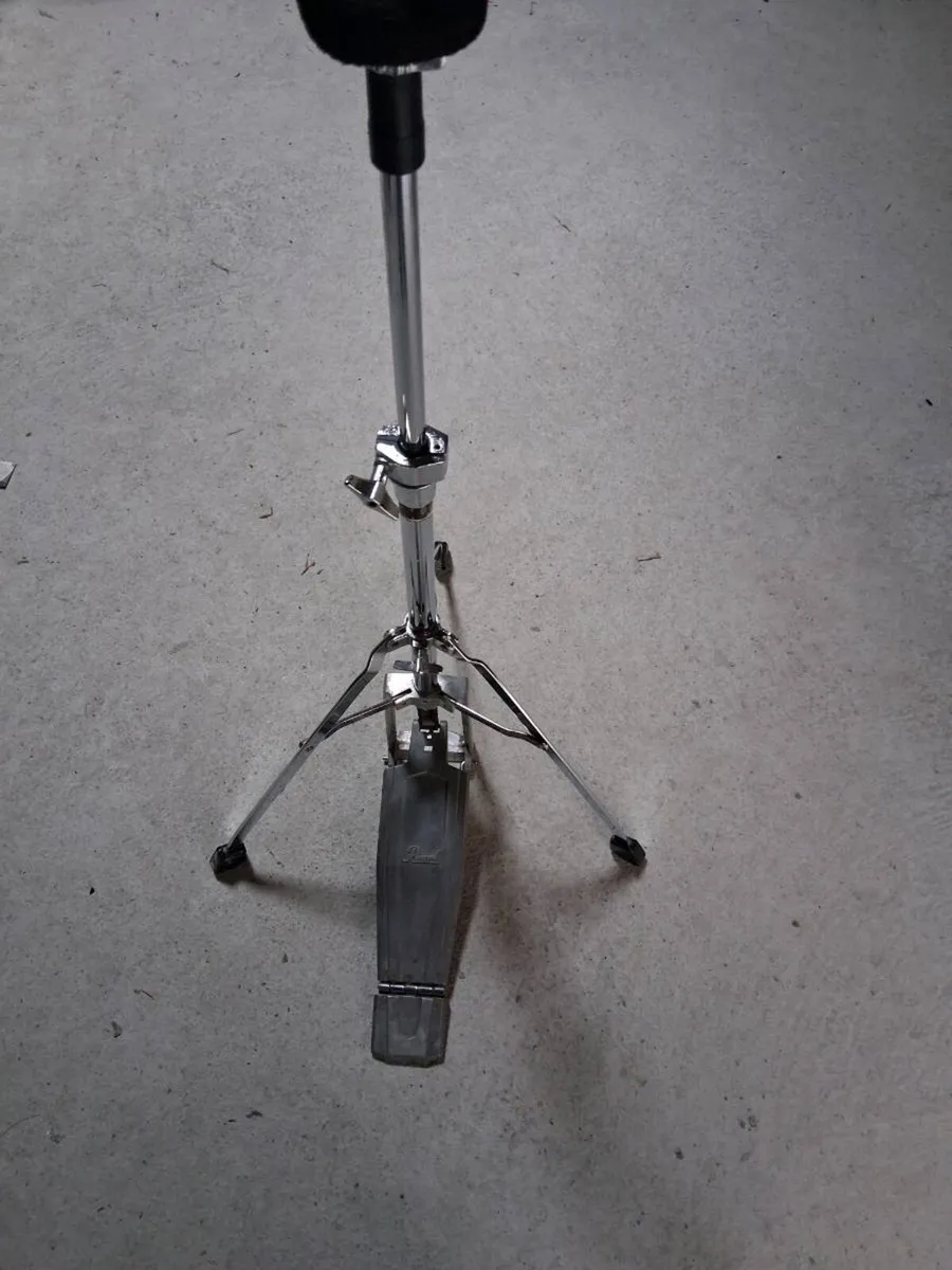 Pearl hi-hat stand - Image 1