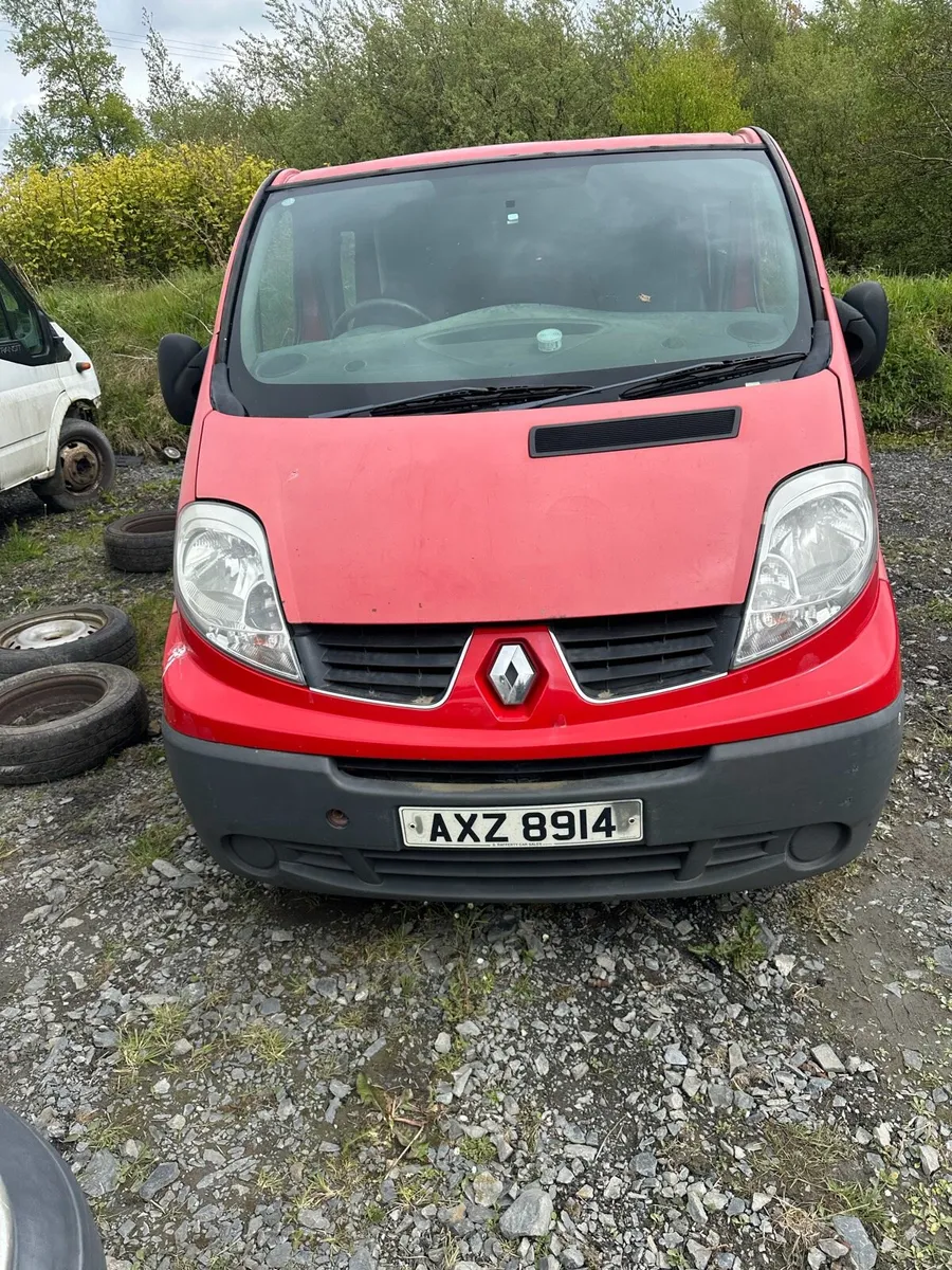 2004 Renault traffic crew cab for breaking - Image 2