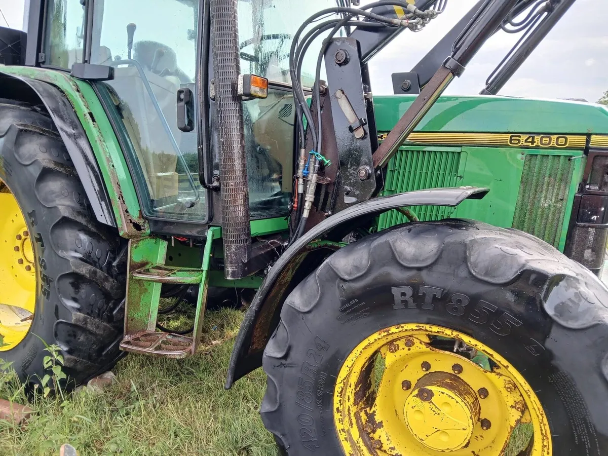 John Deere 6400 - Image 2