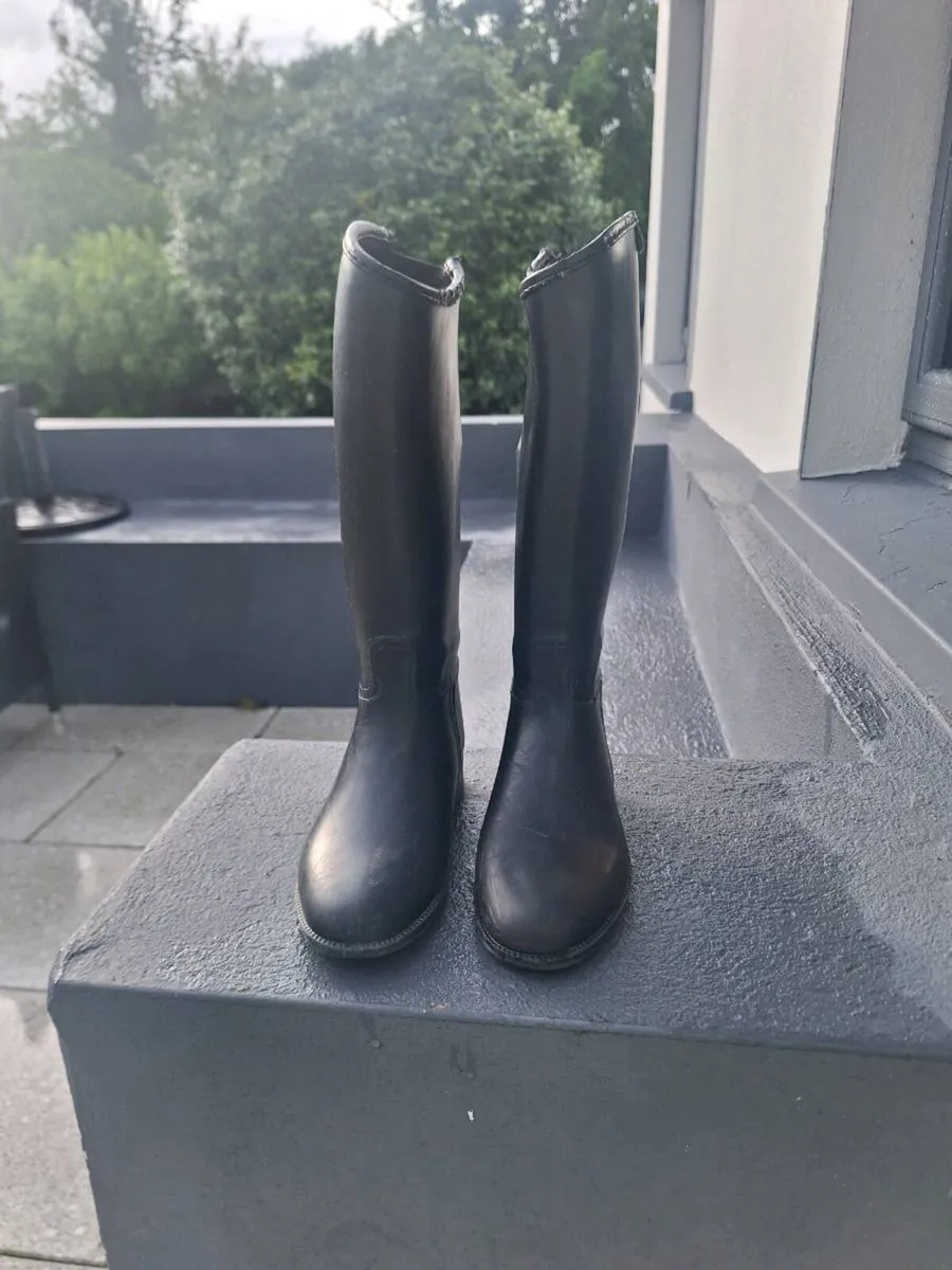 Kids riding boots - Image 1