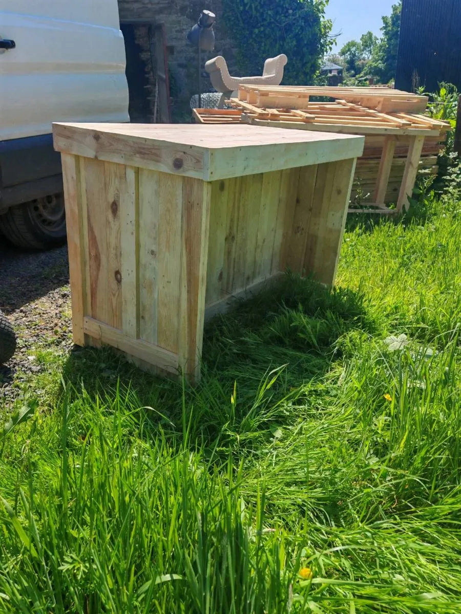 Kitchen island - Image 2