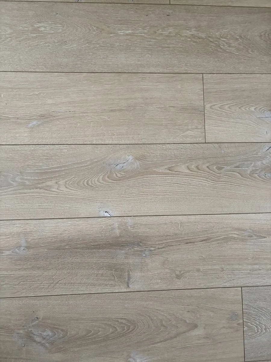 Wood laminate flooring - Image 2