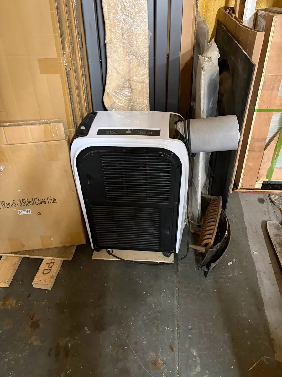Portable air conditioner - Image 1