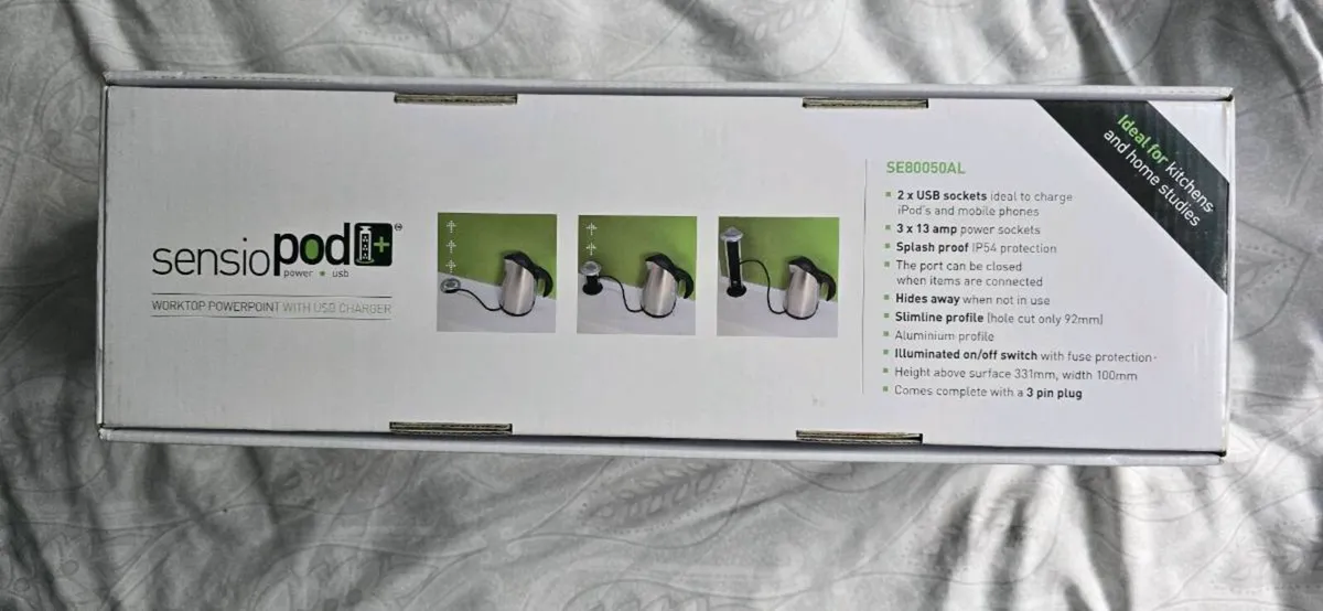Worktop powerpoint with USB charger - Image 2
