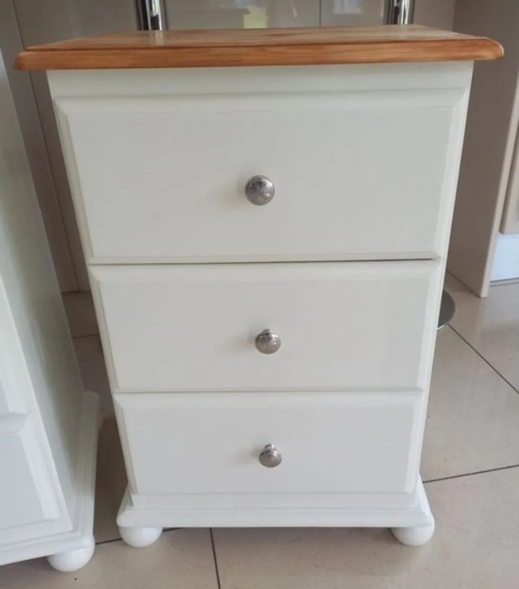 Chest of drawers - Image 3
