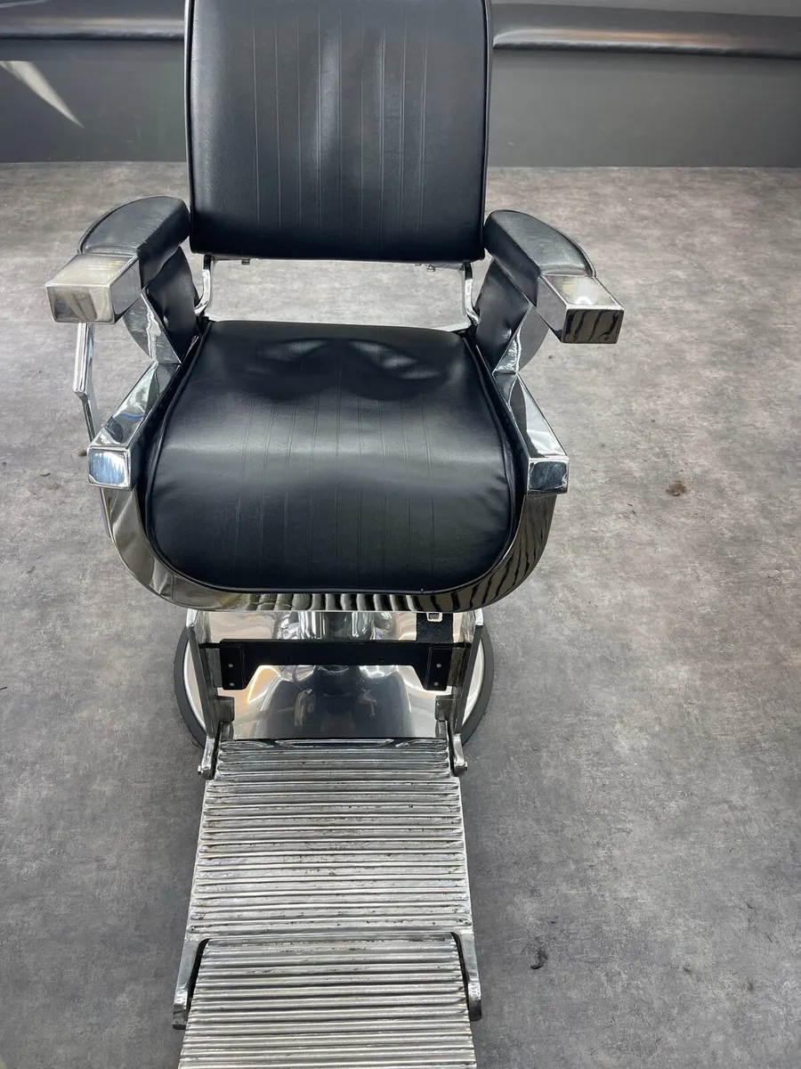 Barber chair - Image 3