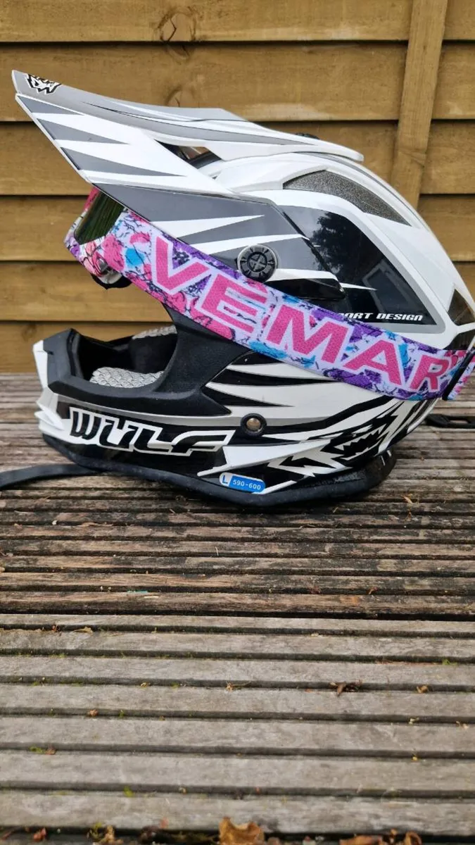 Motocross boots sizes 12 (47) and ladies Size 6 - Image 4