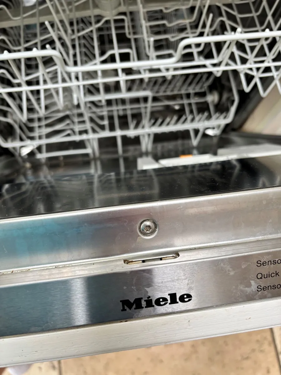 Kitchen - Image 2