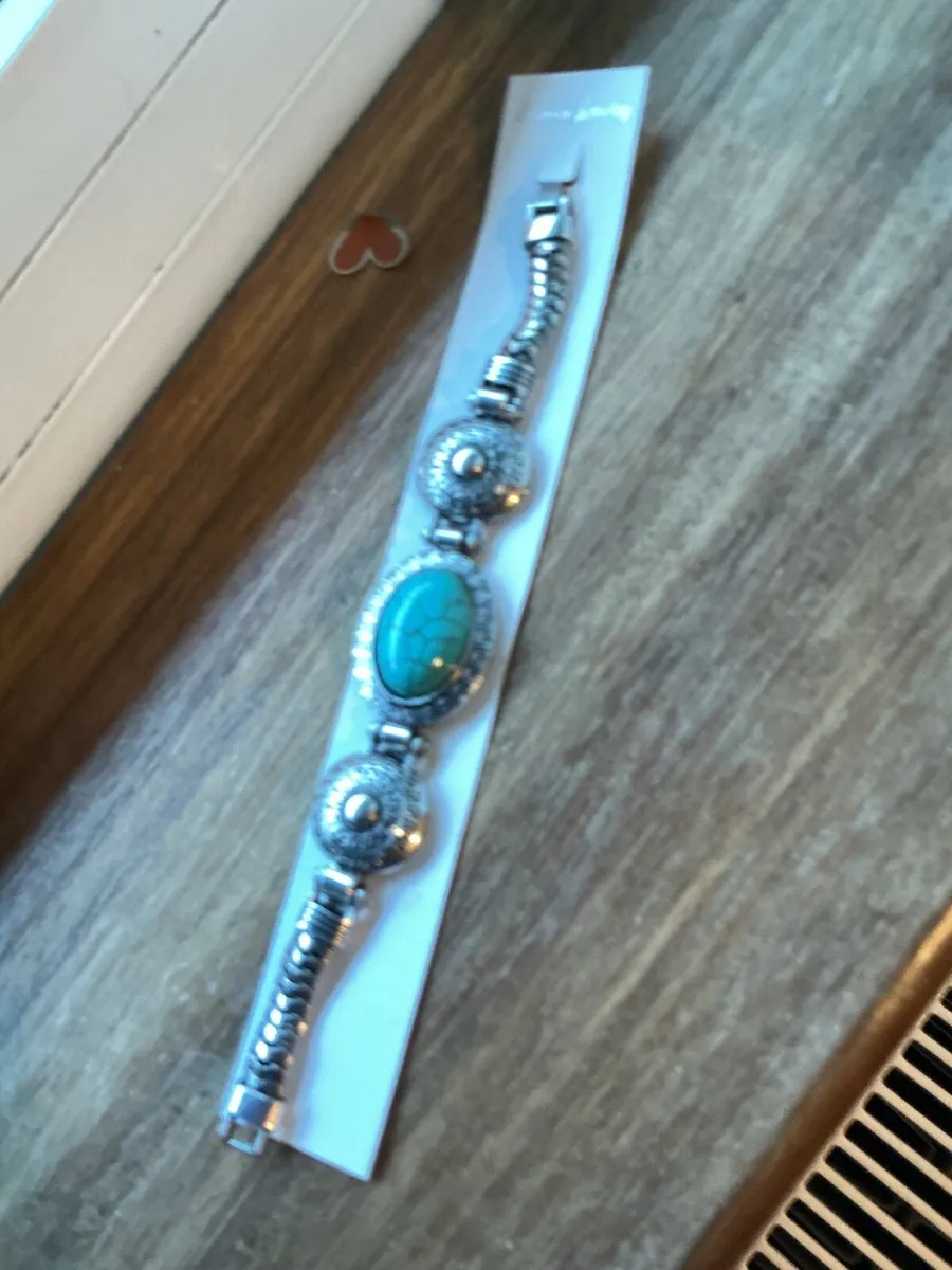 Earrings,necklace and bracelet set - Image 3