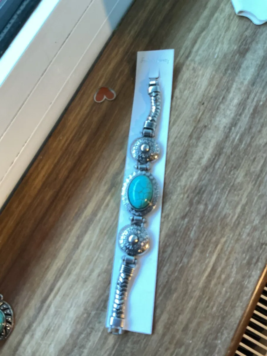 Earrings,necklace and bracelet set - Image 2