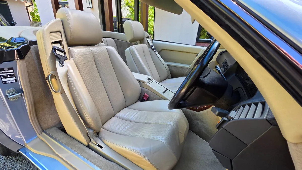 1991 Mercedes-Benz 300SL 24 Valve - 37,000 mile - Image 4