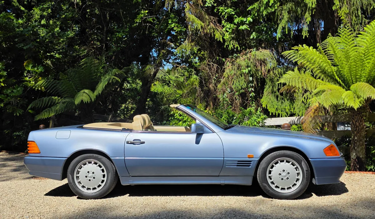 1991 Mercedes-Benz 300SL 24 Valve - 37,000 mile - Image 3