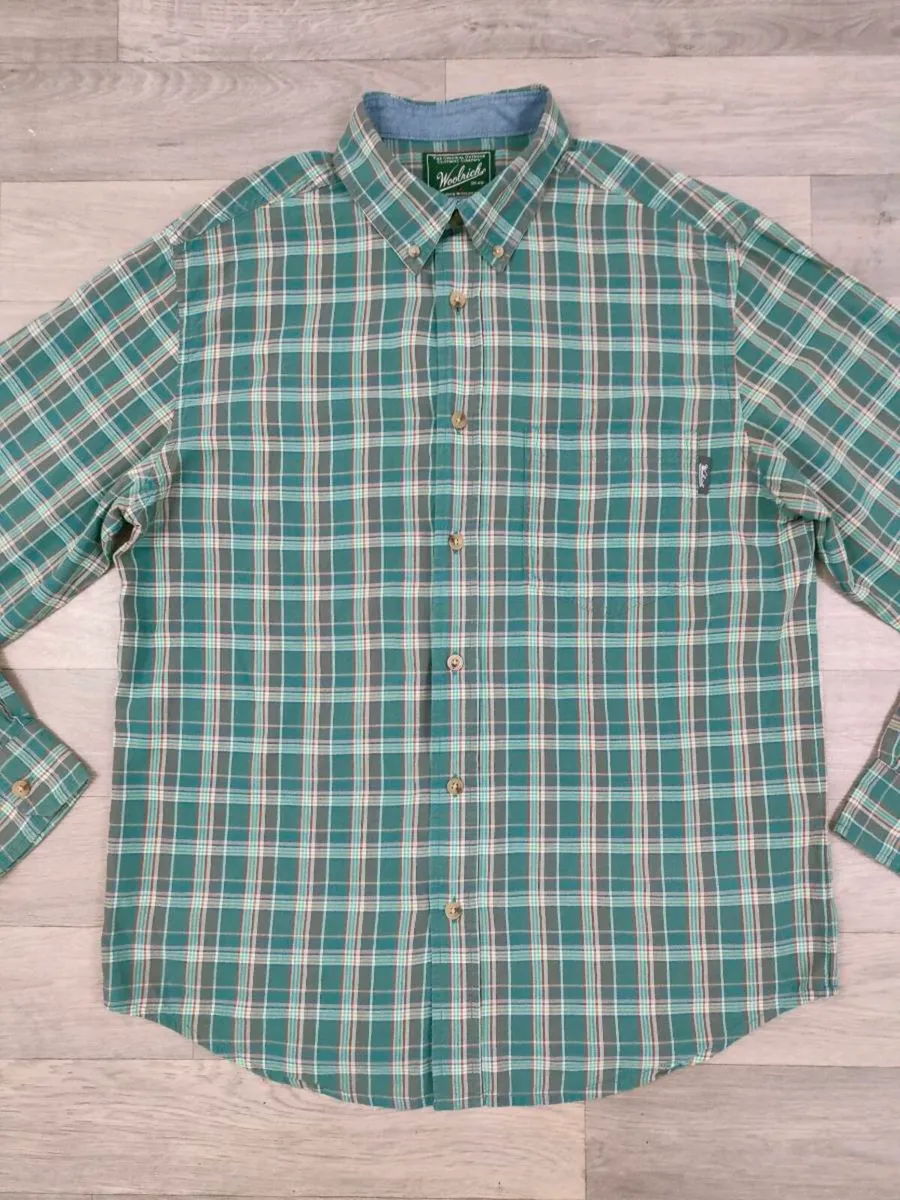 Woolrich Button Down Check Shirt Mens Medium - Image 2