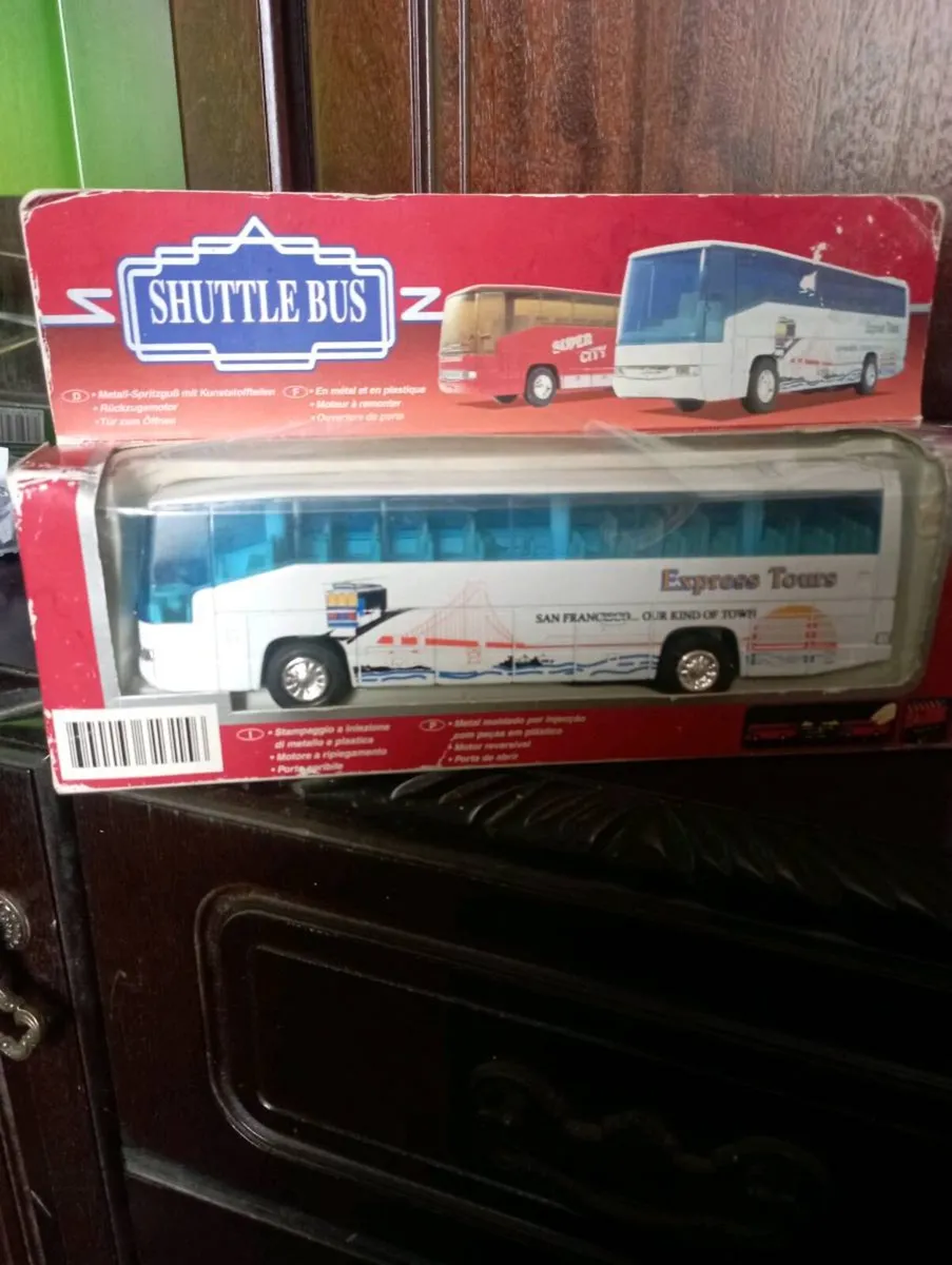 { 2 }  WELLY DIE - CAST SUPER CITY EXPRESS BUSES - Image 2