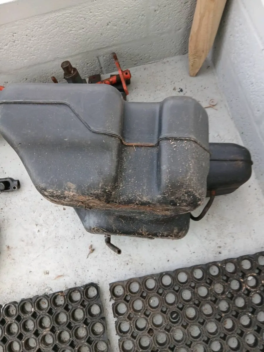 Kubota G1700/ 1900 - Image 3