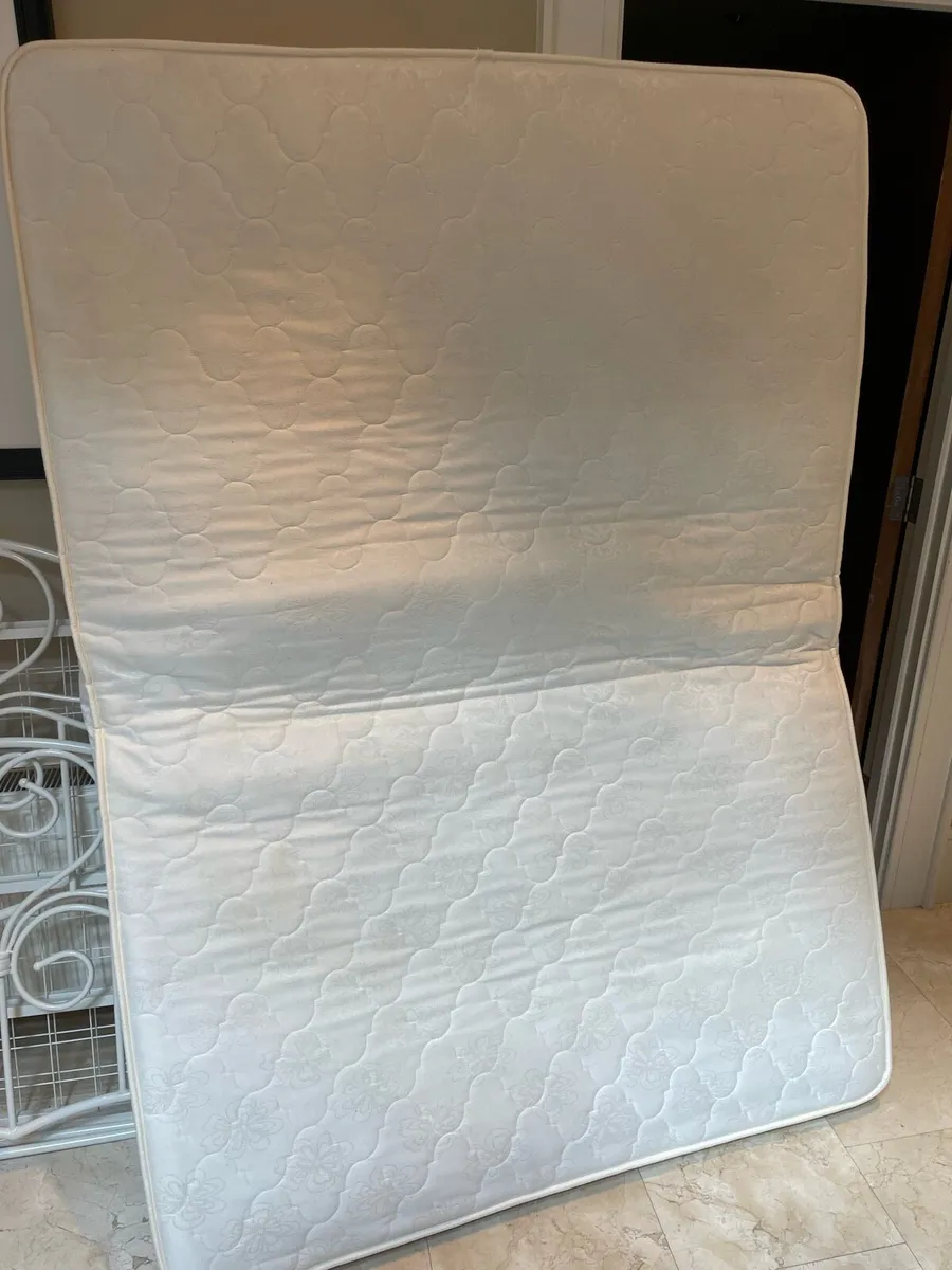 Spotless Medium Thick Standard Double Mattress - Image 2