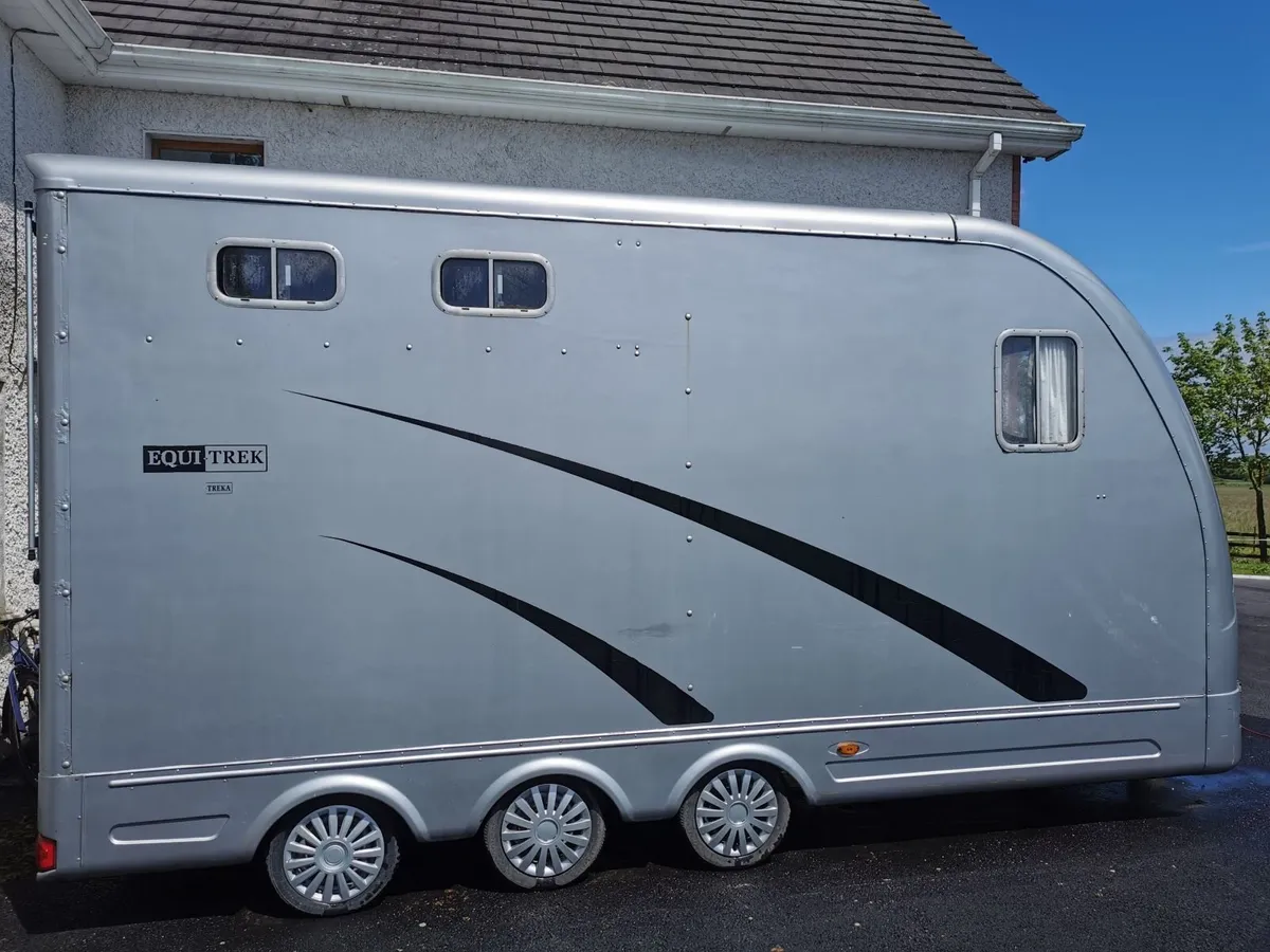 Equi Trek Multi Treka horse Trailer - Image 3