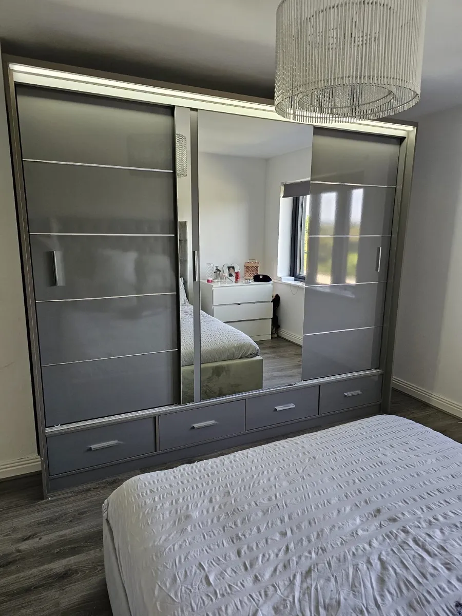Wardrobe Sycylia 253cm LED - Grey *FREE DELIVERY - Image 1