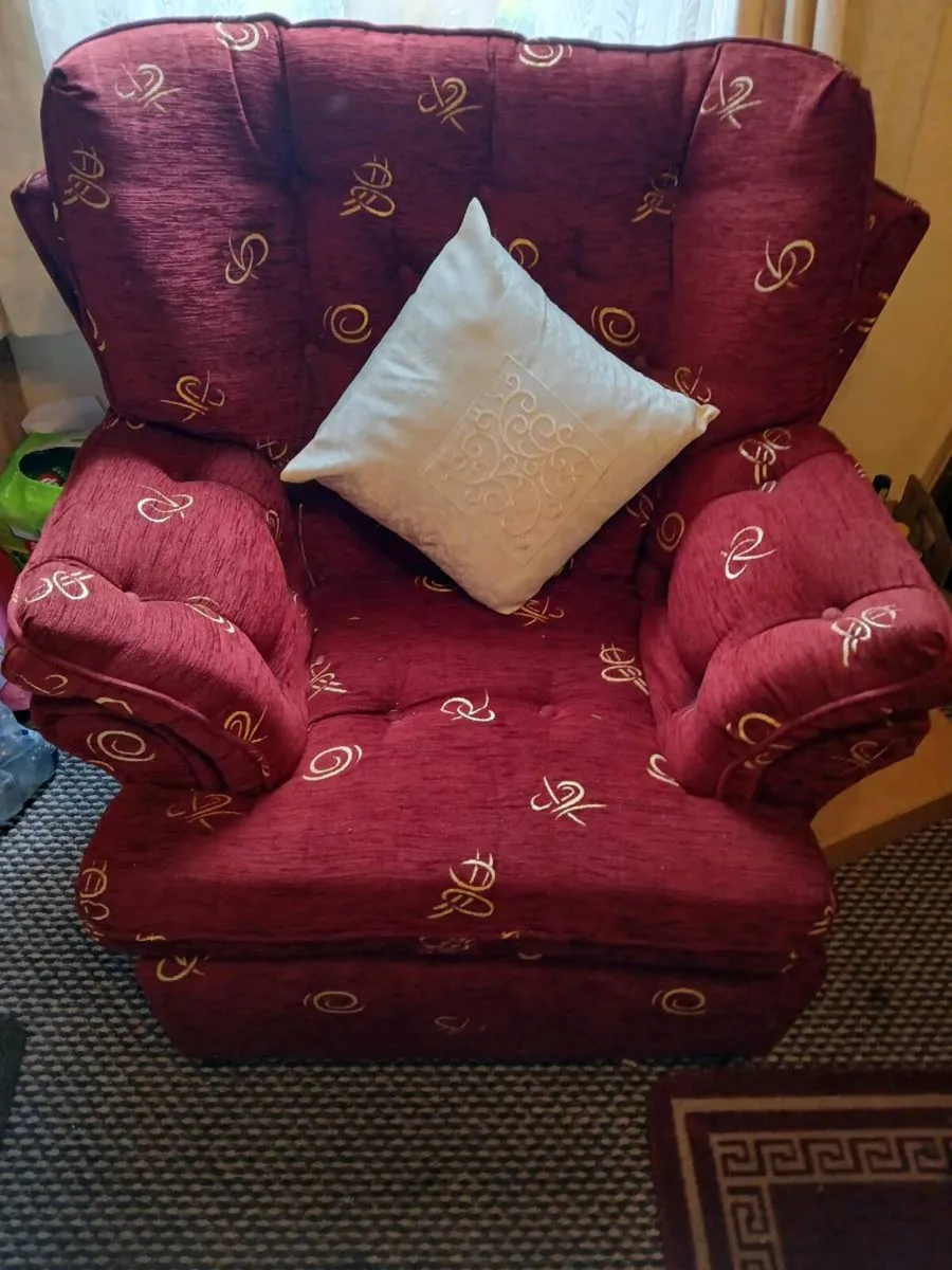 3 piece suite - Image 1