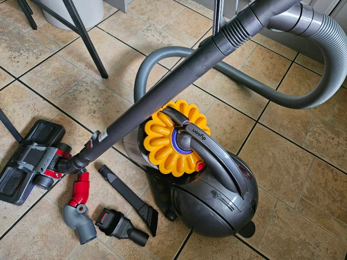 Dyson - Image 1