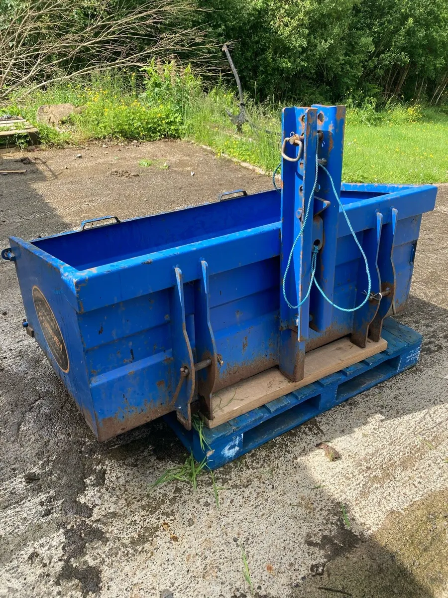 T2  Gibney transport box - Image 1