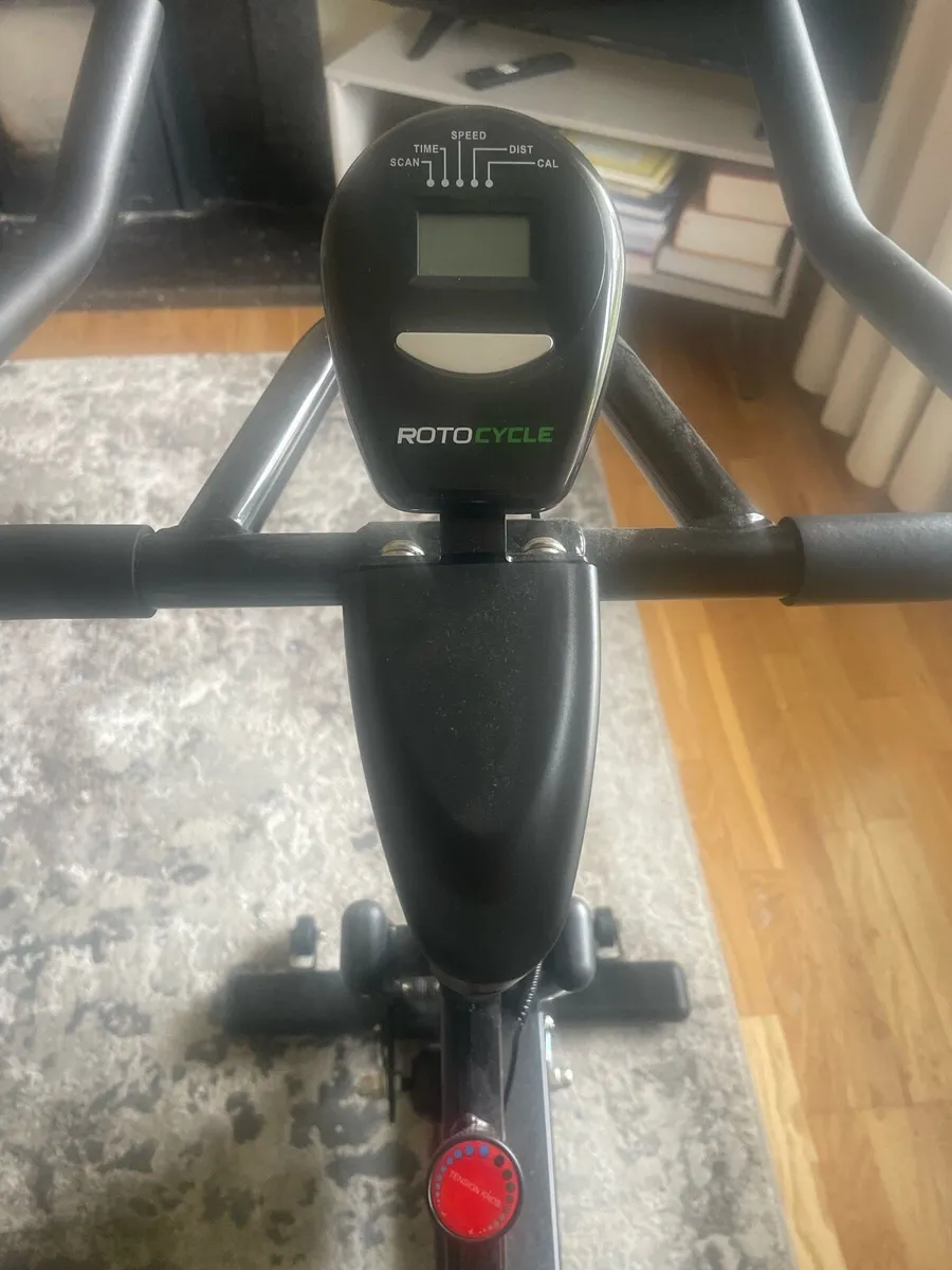 Exercise bike. - Image 4