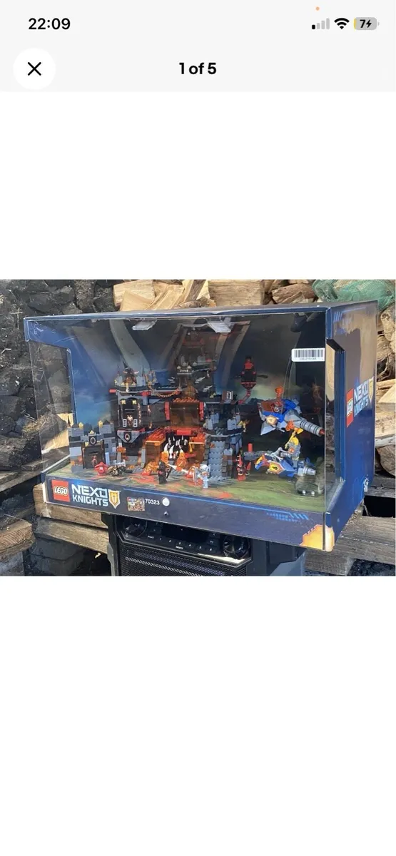 LEGO Nexo Knights store display case - Image 1