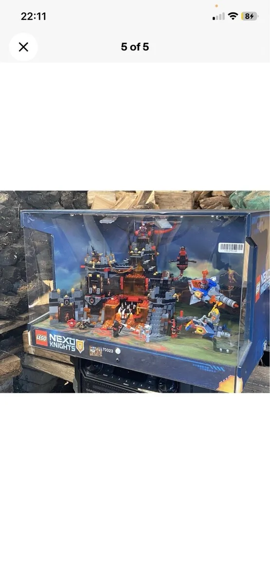 LEGO Nexo Knights store display case - Image 2