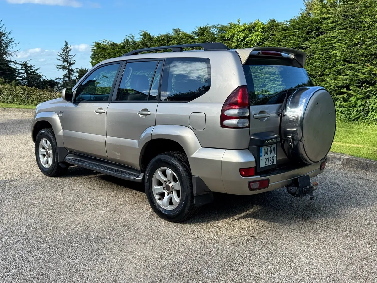 Landcruiser Crew Cab - Image 4
