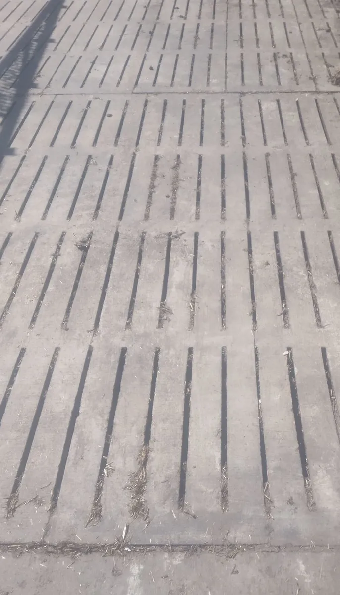 Concrete slats - Image 1