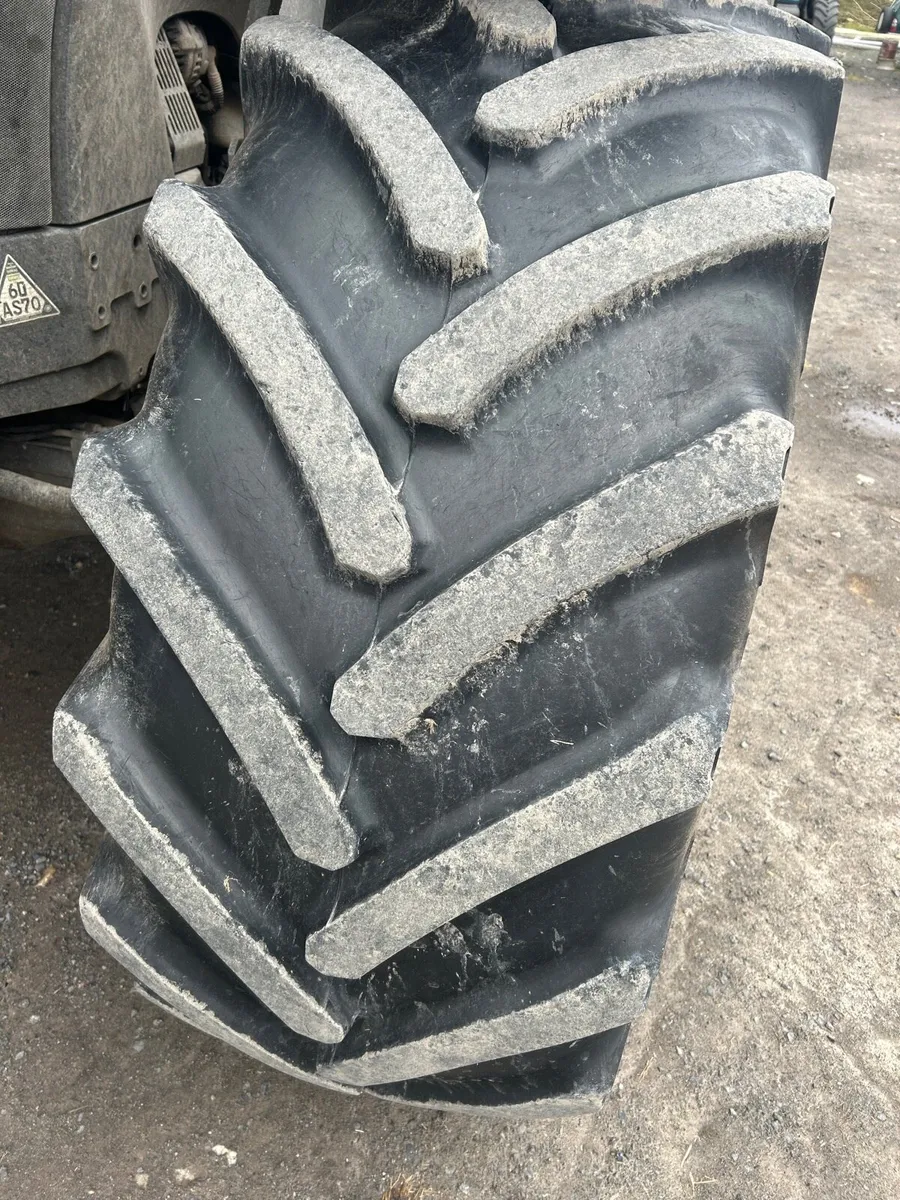710/70/42 and 600/70/30 wheels + tyres - Image 4