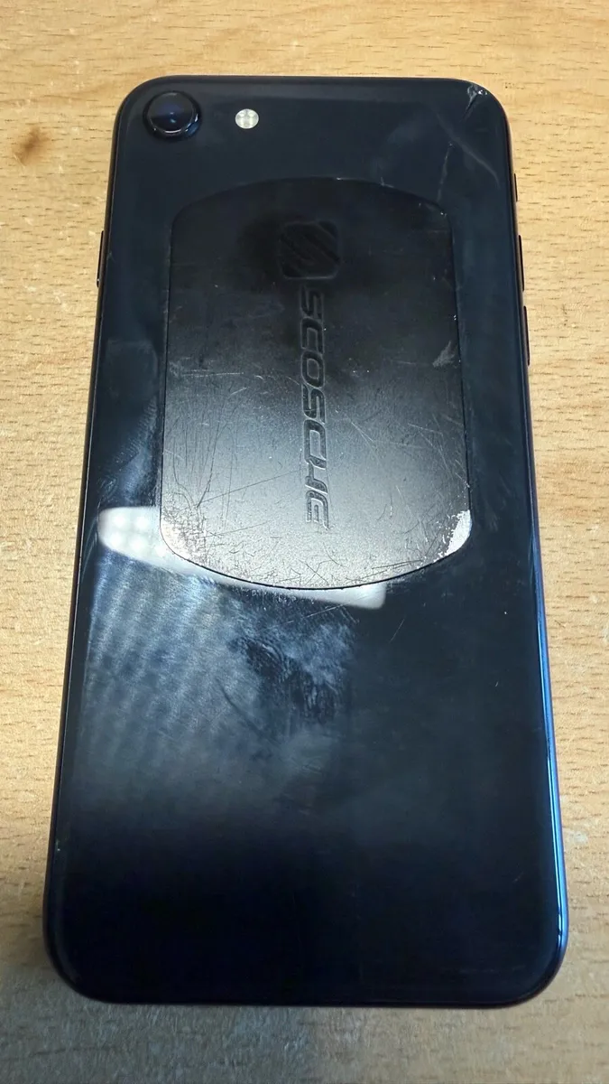 iPhone SE 2020, 64GB - Image 3