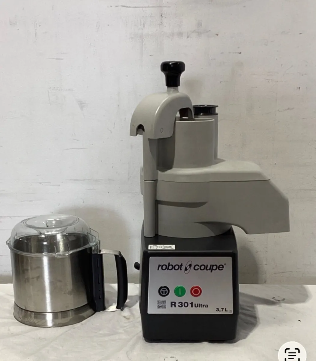 Catering equipment - Image 1
