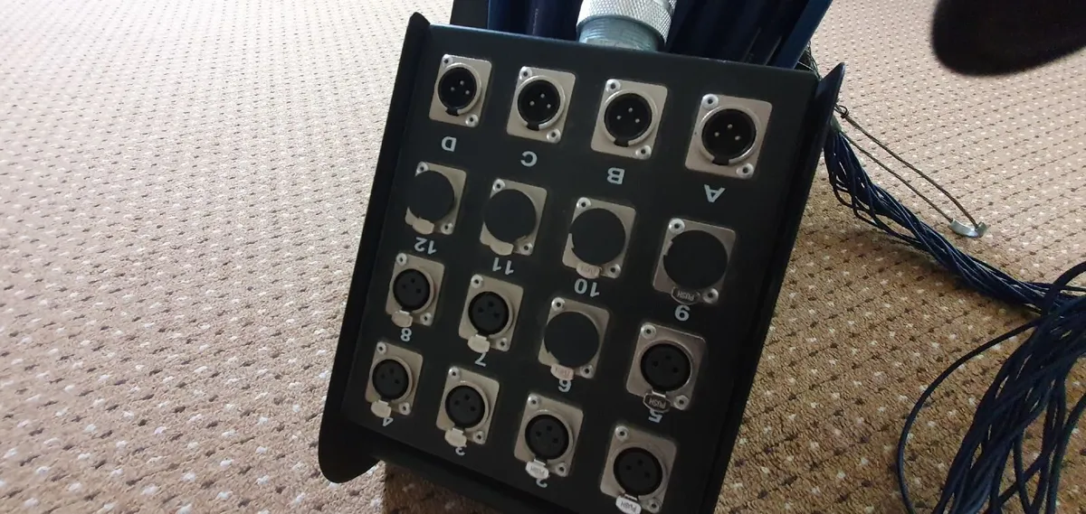 yamaha mixer desk - Image 3