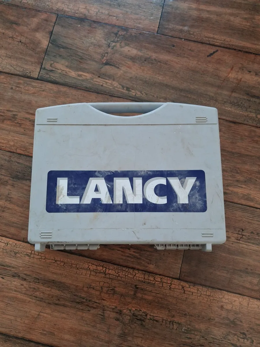 Plastering-pump screed,spray render machine - Image 2