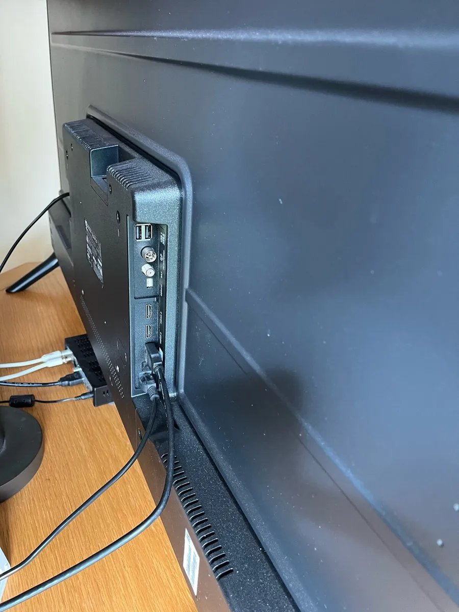 Philips 49” smart TV - Image 2