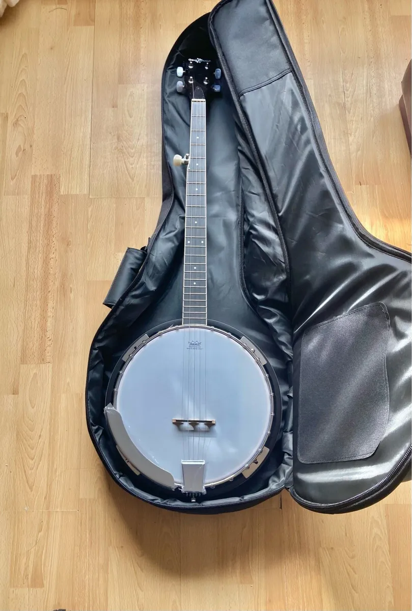 5 String Banjo never used - Image 1