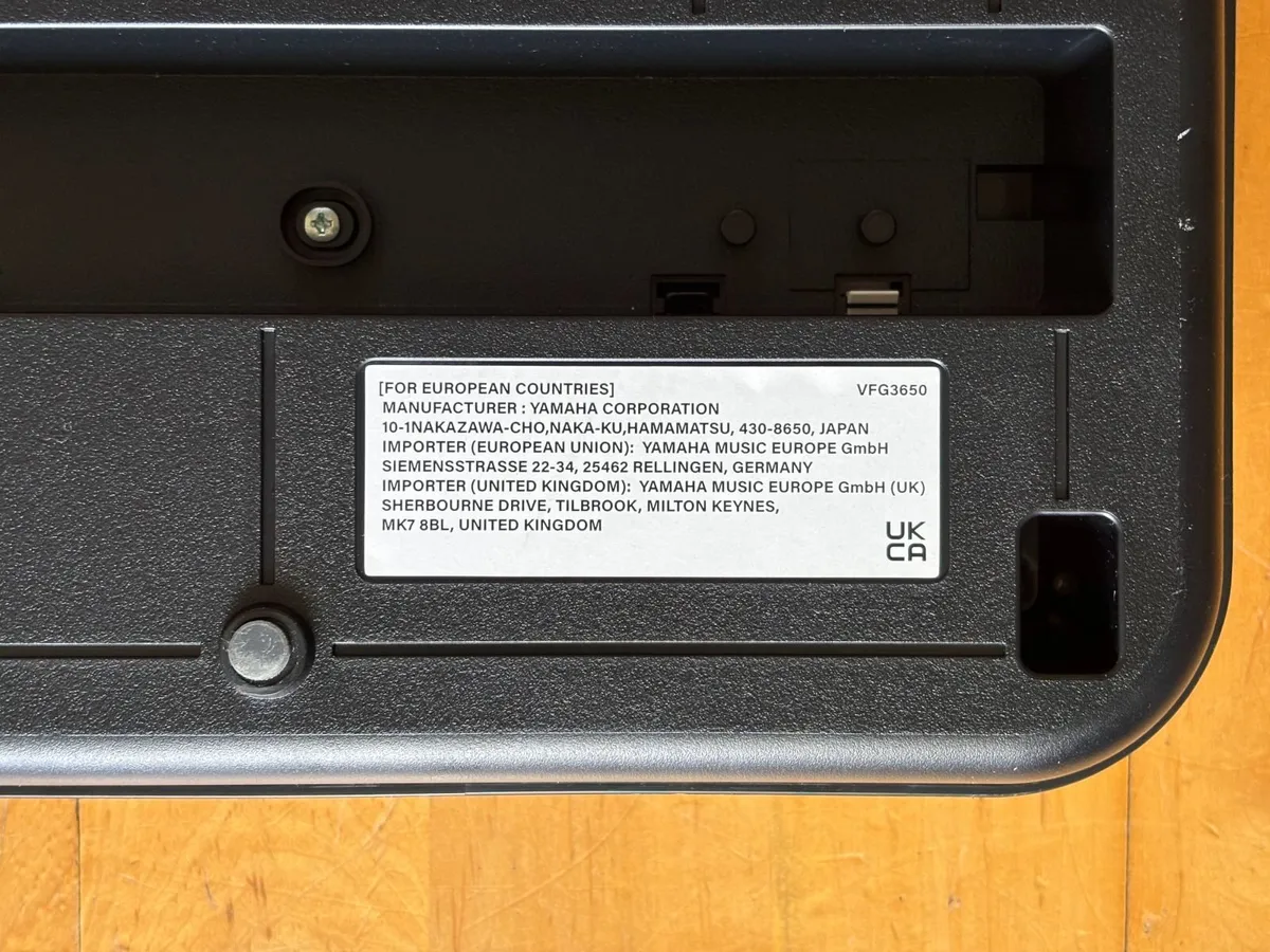 Yamaha keyboard PSR-F52 - Image 4