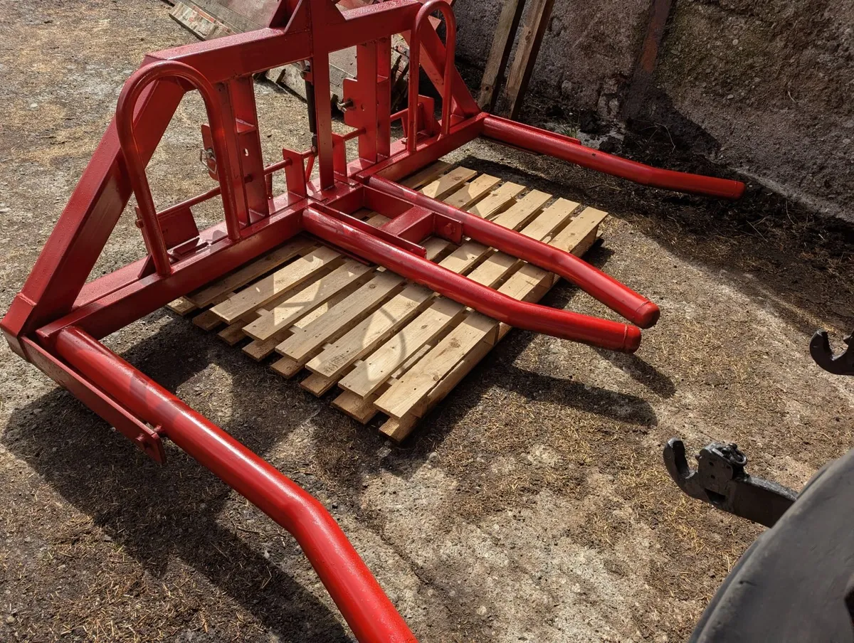 Fox's double bale transporter (no vat) - Image 1