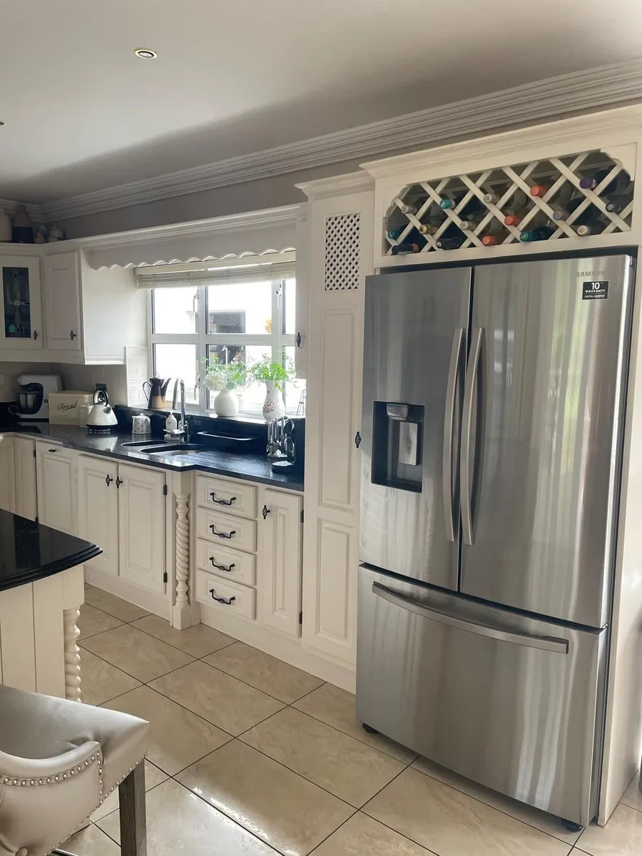 Kitchen - Image 4